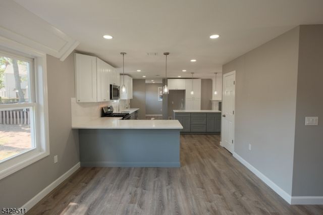 2815 N Wood Ave, Linden City, NJ 07036