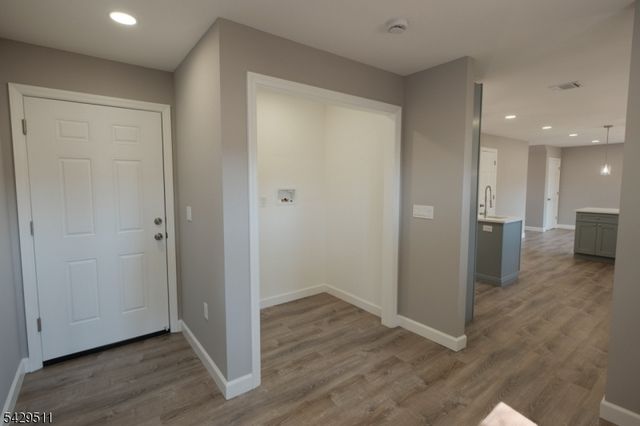 2815 N Wood Ave, Linden City, NJ 07036