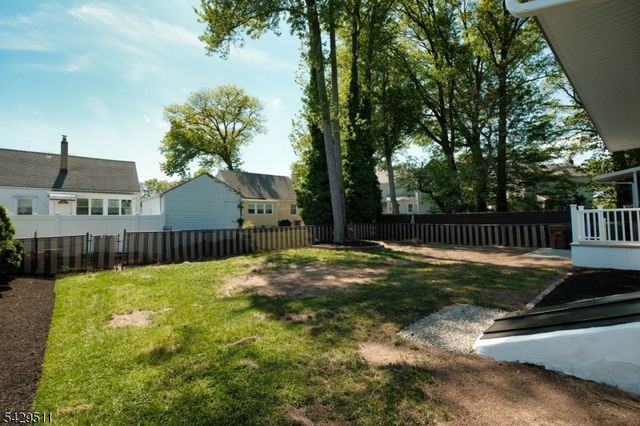 2815 N Wood Ave, Linden City, NJ 07036