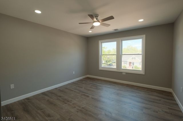 2815 N Wood Ave, Linden City, NJ 07036