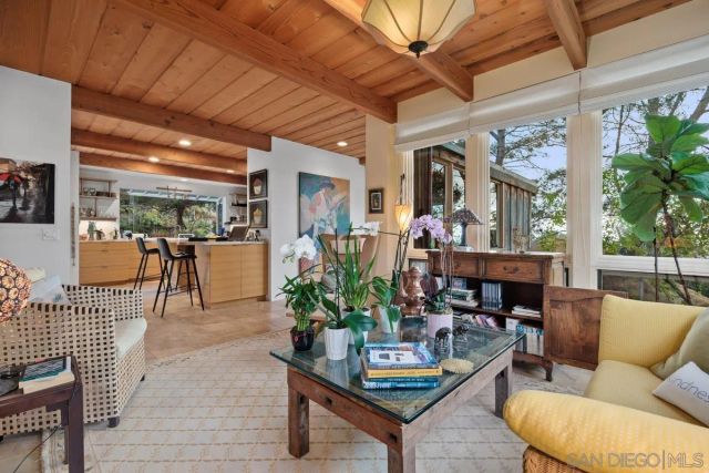 367 Pine Needles Dr, Del Mar, CA 92014