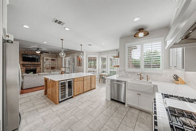 101 Black Oak Drive, Aledo, TX 76008
