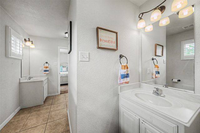 101 Black Oak Drive, Aledo, TX 76008