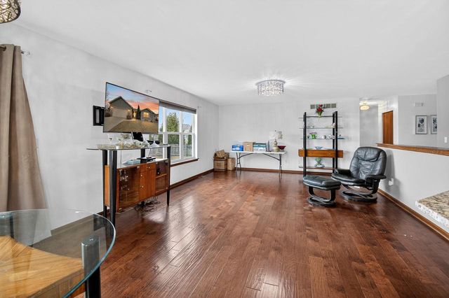 9518 Jasmine COURT, Sturtevant, WI 53177