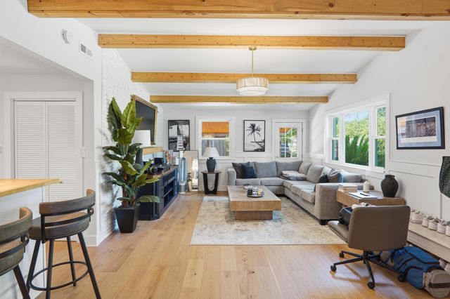 32 Briarcliff Drive, Charleston, SC 29407