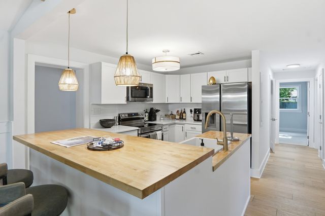 32 Briarcliff Drive, Charleston, SC 29407