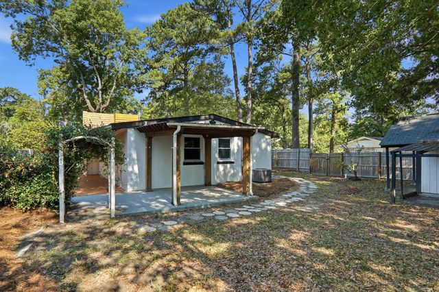 32 Briarcliff Drive, Charleston, SC 29407