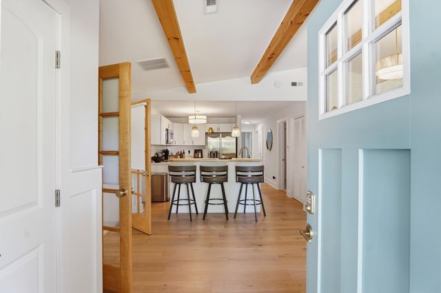 32 Briarcliff Drive, Charleston, SC 29407