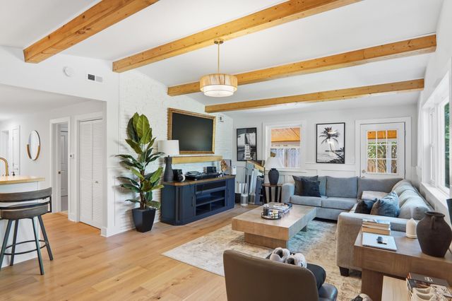 32 Briarcliff Drive, Charleston, SC 29407