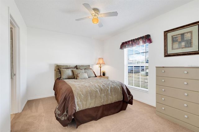 5040 PINE NEEDLE DRIVE, Mascotte, FL 34753