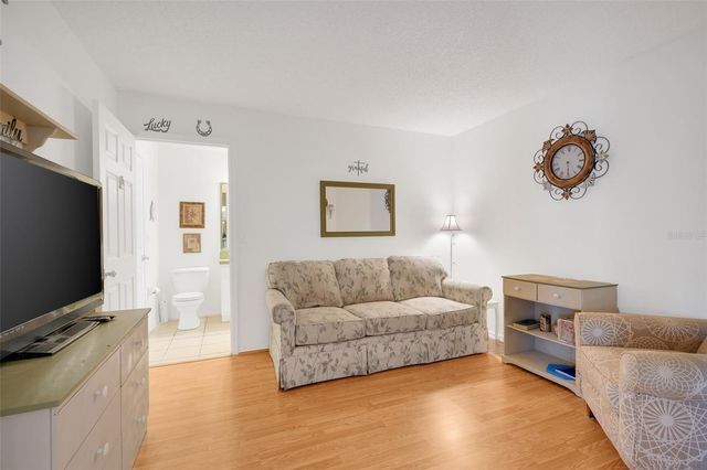 5040 PINE NEEDLE DRIVE, Mascotte, FL 34753