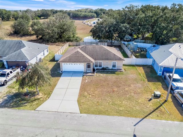 5040 PINE NEEDLE DRIVE, Mascotte, FL 34753