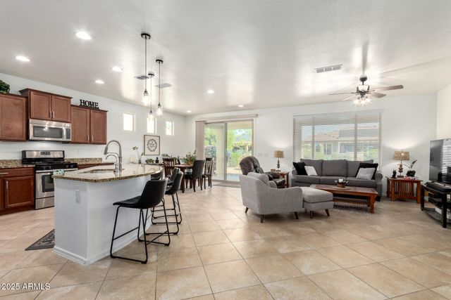 7152 W MERRIWEATHER Way, Florence, AZ 85132