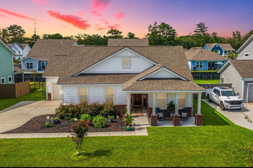 2052 Parish House Circle, Johns Island, SC 29455