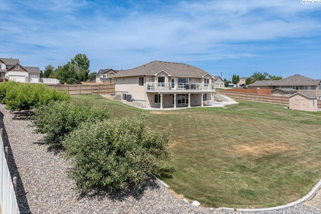 98817 E Canyon View Dr., Kennewick, WA 99338