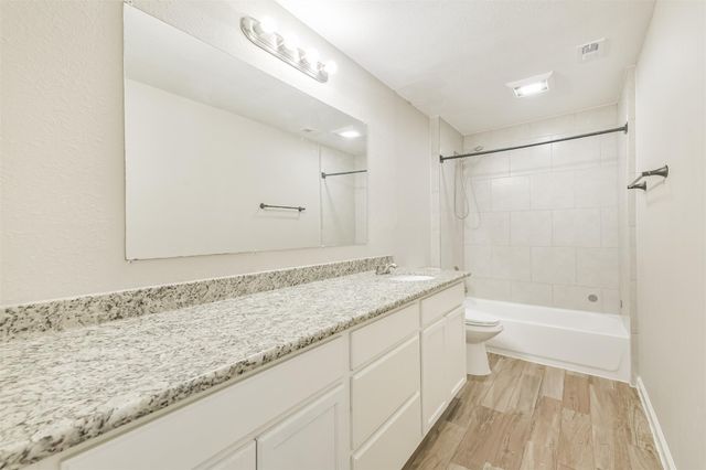 15646 Pagehurst Drive, Houston, TX 77084