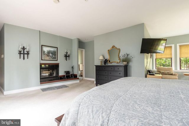 80 LINVALE RD, Ringoes, NJ 08551