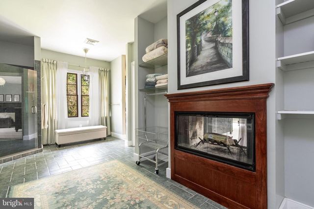 80 LINVALE RD, Ringoes, NJ 08551