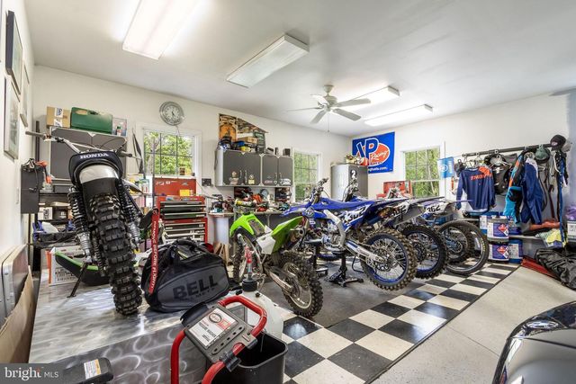 80 LINVALE RD, Ringoes, NJ 08551