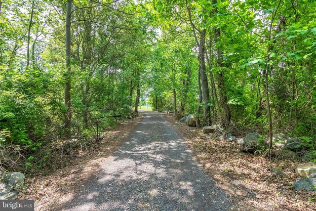 80 LINVALE RD, Ringoes, NJ 08551