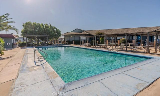 21111 Dolores 54, Carson, CA 90745