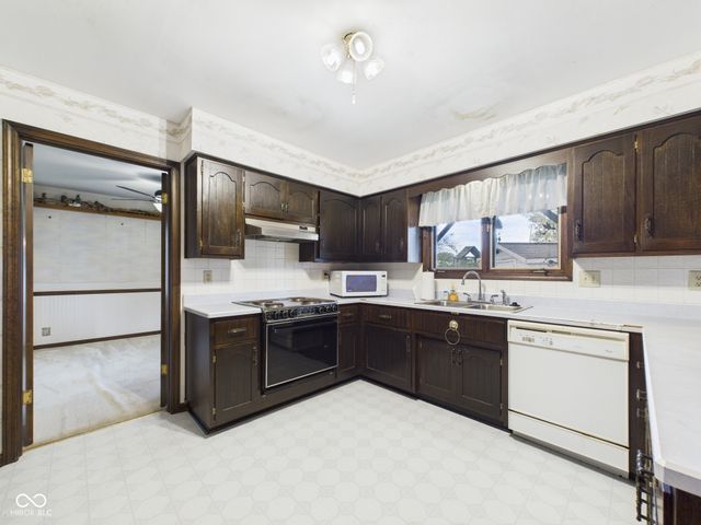 701 Westgate Drive, Anderson, IN 46012