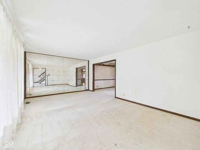 701 Westgate Drive, Anderson, IN 46012