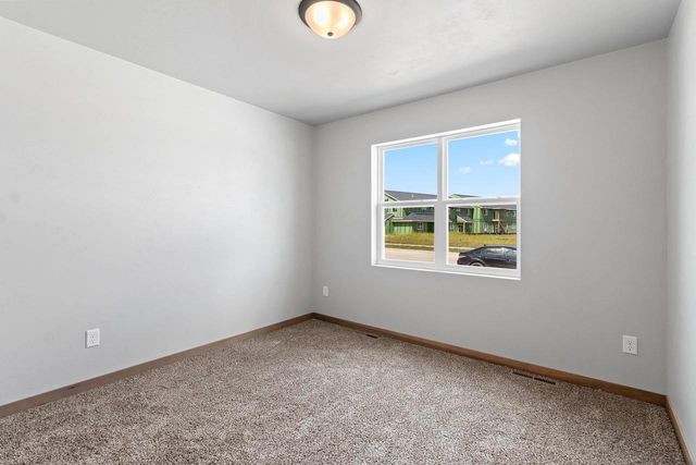 1713 GOLDEN GATE DRIVE, Appleton, WI 54913