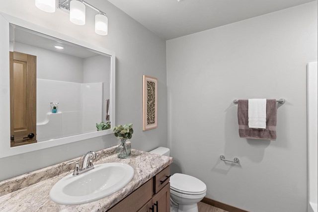 1713 GOLDEN GATE DRIVE, Appleton, WI 54913