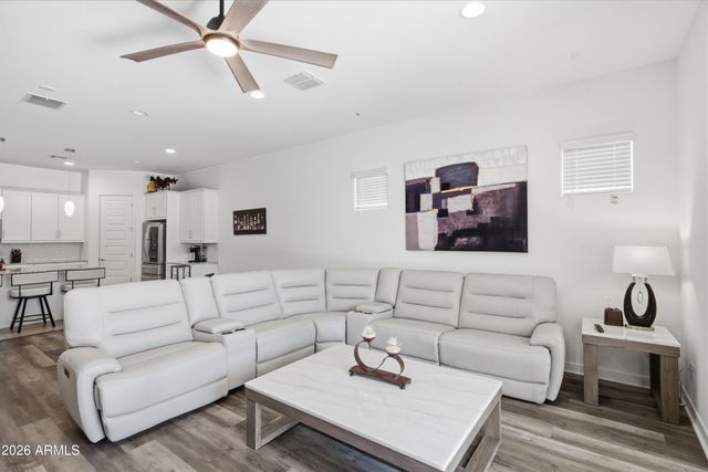 19027 W Jenan Drive, Surprise, AZ 85388
