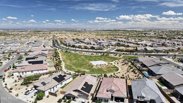 19027 W Jenan Drive, Surprise, AZ 85388