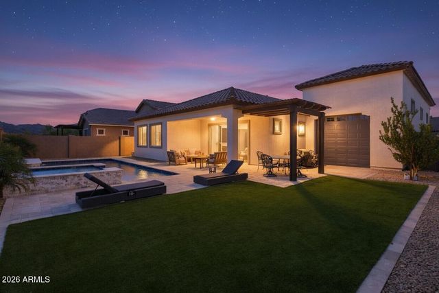 19027 W Jenan Drive, Surprise, AZ 85388