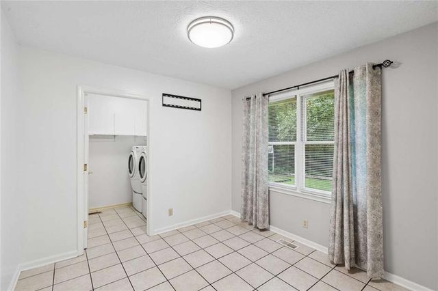 565 Stallsworth Road, Mcdonough, GA 30252