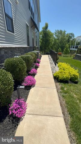 49 TRADESVILLE DR, Doylestown, PA 18901