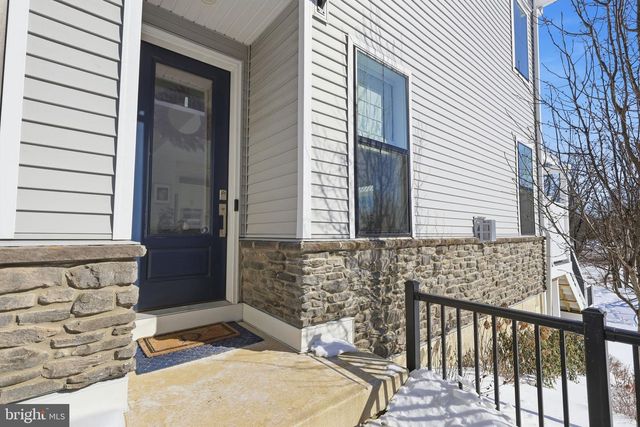 49 TRADESVILLE DR, Doylestown, PA 18901