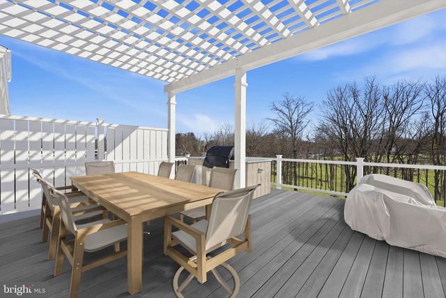 49 TRADESVILLE DR, Doylestown, PA 18901