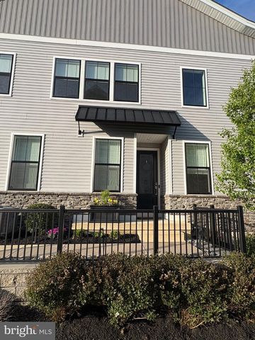 49 TRADESVILLE DR, Doylestown, PA 18901