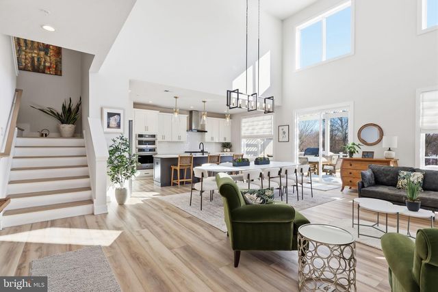 49 TRADESVILLE DR, Doylestown, PA 18901