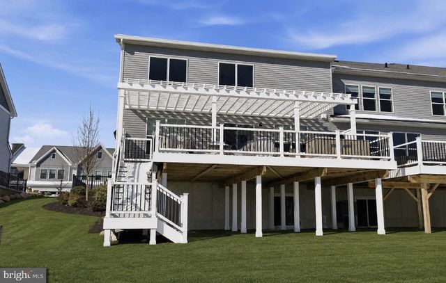 49 TRADESVILLE DR, Doylestown, PA 18901