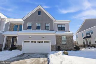 49 TRADESVILLE DR, Doylestown, PA 18901