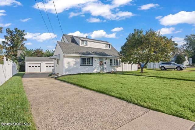 9 Nimitz Place, Sayreville, NJ 08872