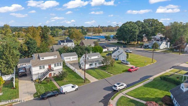 9 Nimitz Place, Sayreville, NJ 08872