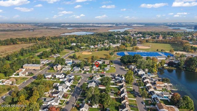 9 Nimitz Place, Sayreville, NJ 08872