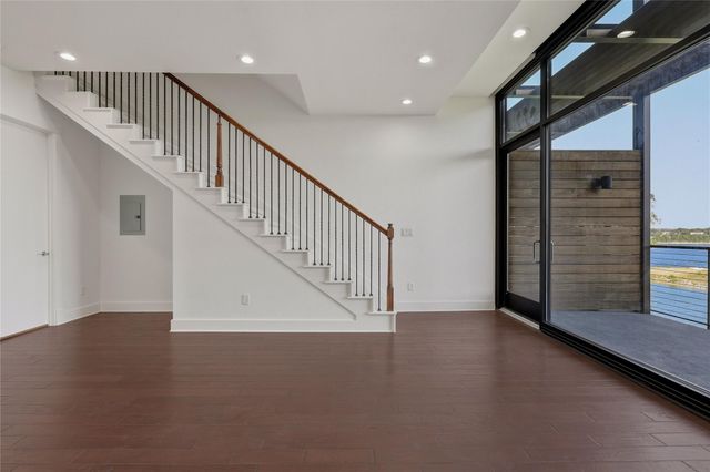 1101 Ivean Pearson RD E203, Lago Vista, TX 78645