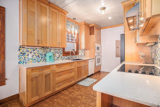 4919 Austin Drive, Galveston, TX 77551