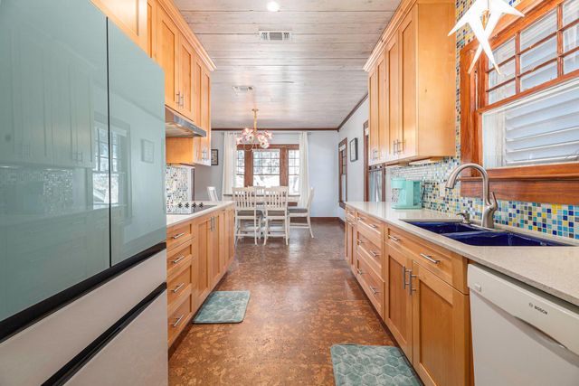 4919 Austin Drive, Galveston, TX 77551