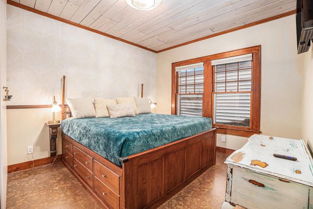 4919 Austin Drive, Galveston, TX 77551