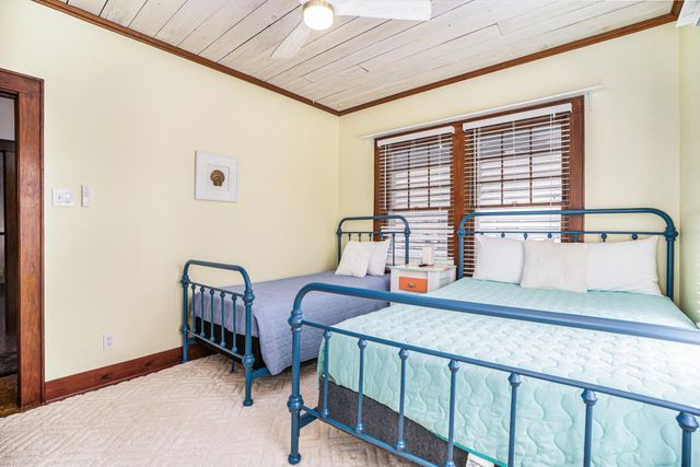 4919 Austin Drive, Galveston, TX 77551