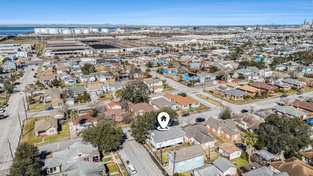 4919 Austin Drive, Galveston, TX 77551