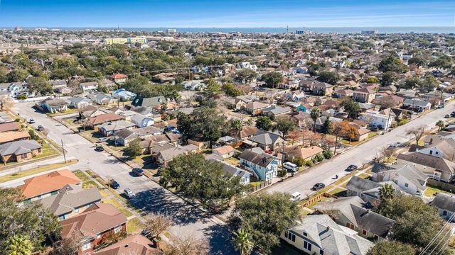 4919 Austin Drive, Galveston, TX 77551